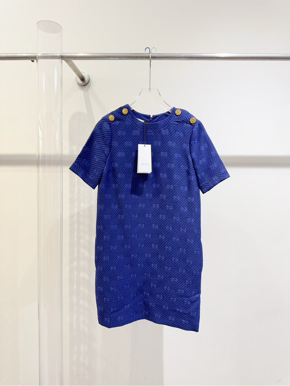 🚩steal Gucci Royal Blue Short-Sleeve Quilted Shift Dress with Gold Buttons
